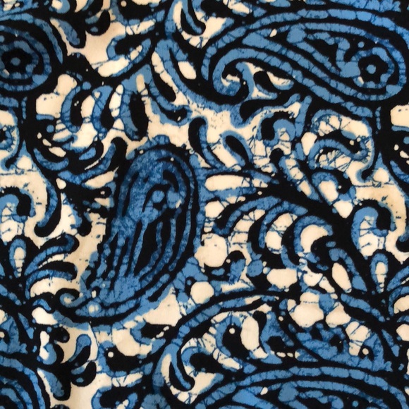 Blue and White Paisley Dress - Picture 2 of 5